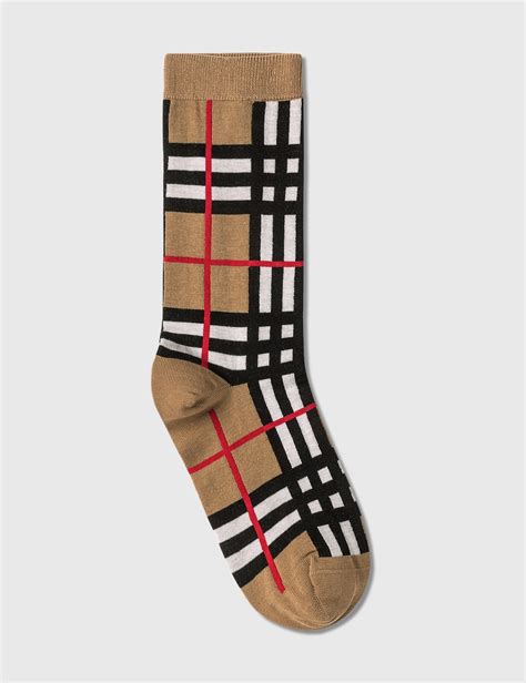 burberry socks 3 pack.